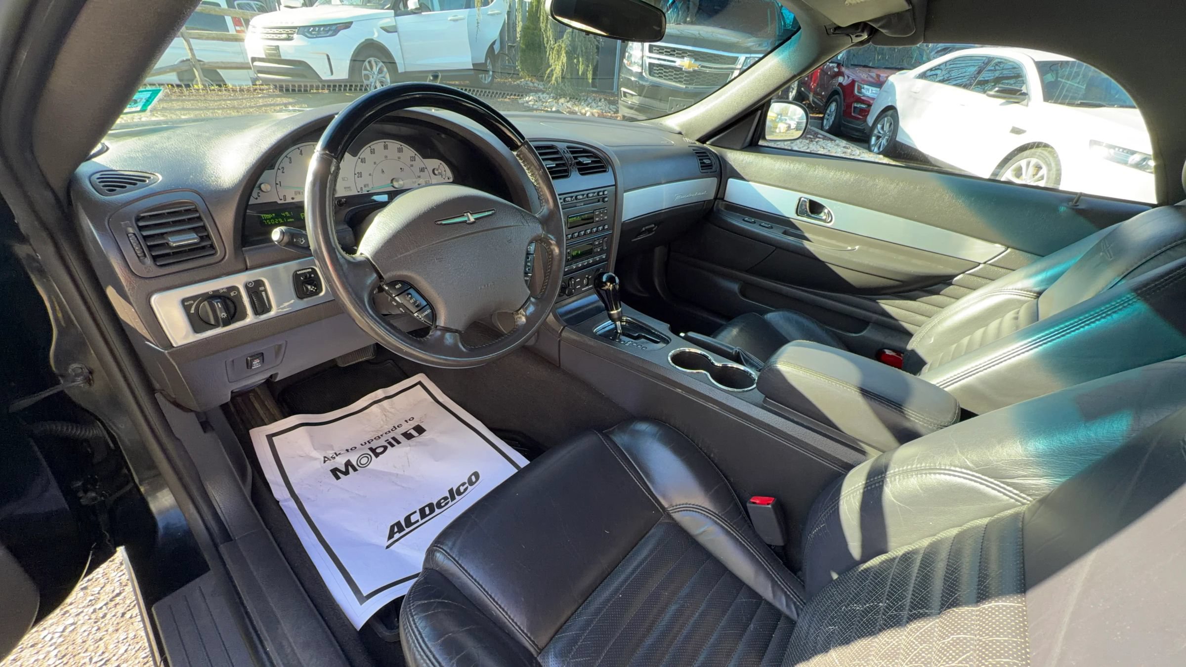 Used 2002 Ford Thunderbird RWD image 15