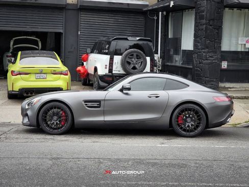 Used 2016 Mercedes-Benz AMG GT S image 8