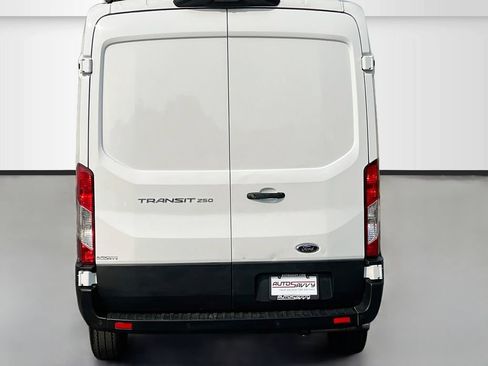 Used 2025 Ford Transit 350 148 Medium Roof AWD image 6