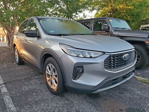 Used 2024 Ford Escape Active FWD image 3