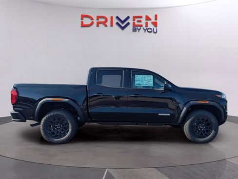 New 2026 GMC Canyon Elevation w/ Convenience Package image 7