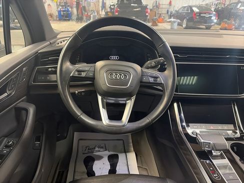 Used 2021 Audi Q7 AWD/4WD image 16