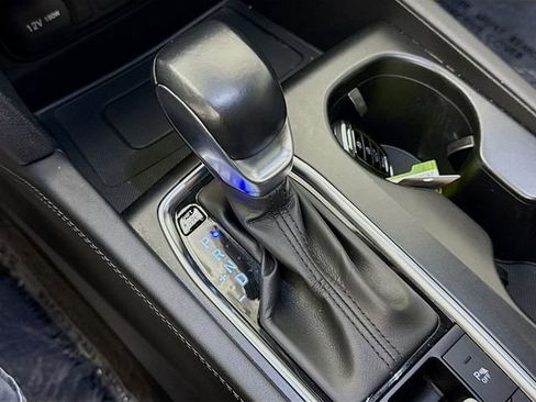 Used 2020 Hyundai Santa Fe Limited image 17