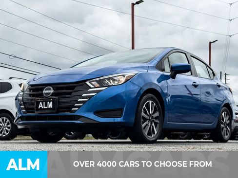 Used 2024 Nissan Versa SV FWD image 2