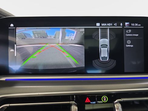 Used 2023 BMW X6 xDrive40i w/ M Sport Package image 24