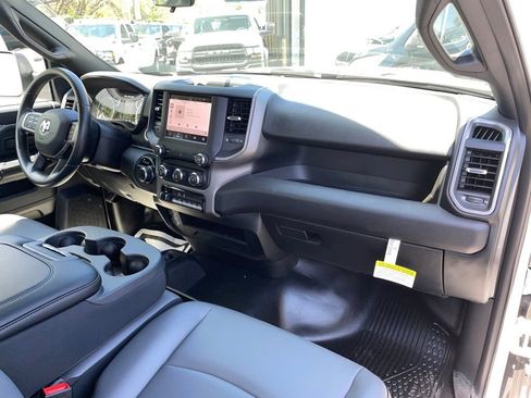 Used 2022 RAM 2500 Tradesman image 28