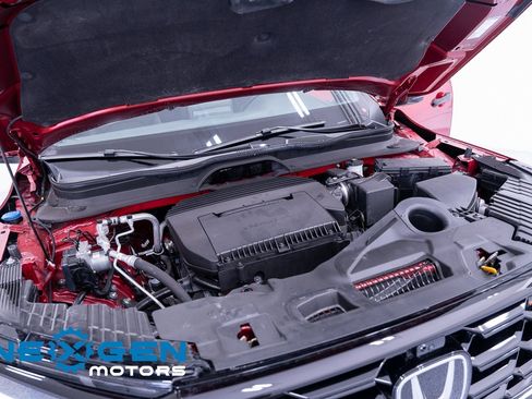 Used 2025 Honda Pilot TrailSport image 10