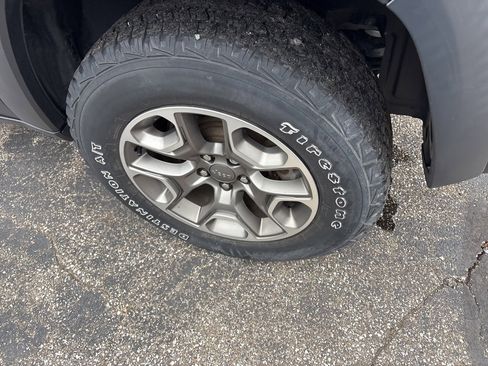 Used 2020 Jeep Cherokee Trailhawk w/ Comfort/Convenience Group image 7