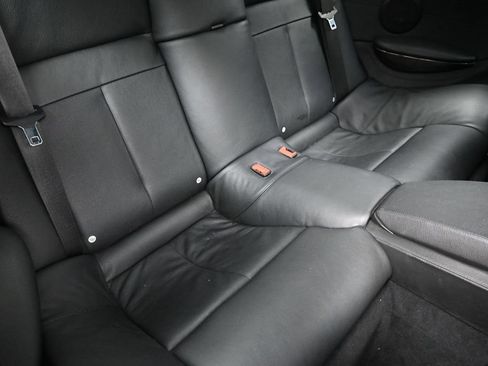Used 2007 BMW M6 Coupe RWD image 13