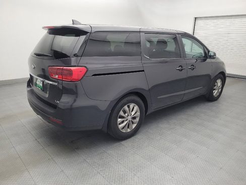 Used 2021 Kia Sedona LX FWD image 10