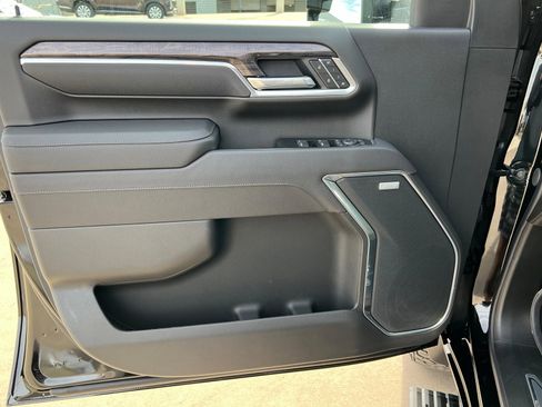 New 2026 Chevrolet Silverado 2500 LTZ w/ LTZ Plus Package image 15