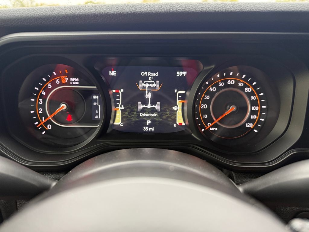 New 2025 Jeep Gladiator Sport AWD/4WD image 18