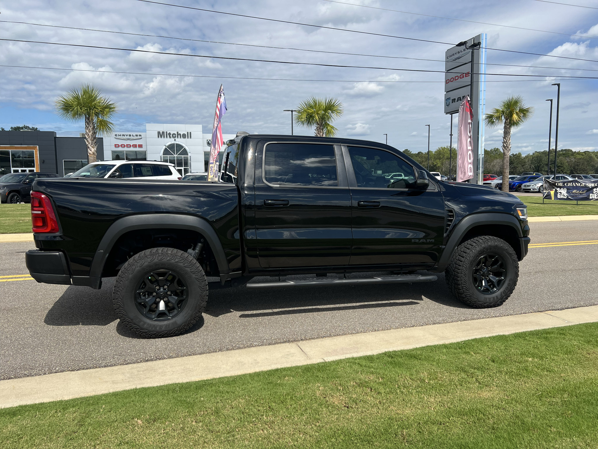 Used 2026 RAM 1500 RHO w/ RHO Level 1 Equipment Group AWD/4WD image 9