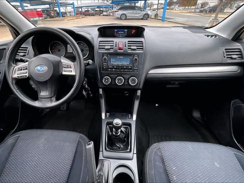 Used 2015 Subaru Forester 2.5i Premium image 15