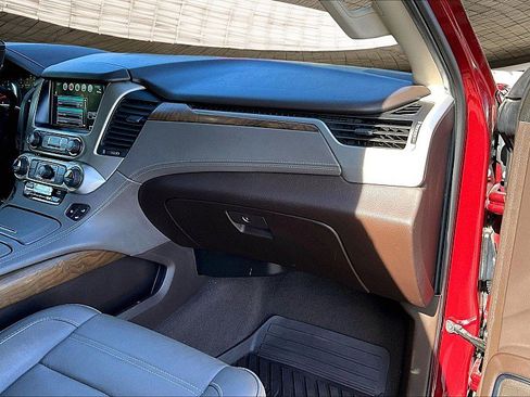 Used 2019 GMC Yukon Denali w/ Denali Ultimate Package image 16