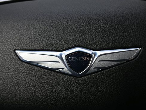 Used 2025 Genesis GV70 2.5T Select w/ Advanced Package image 37