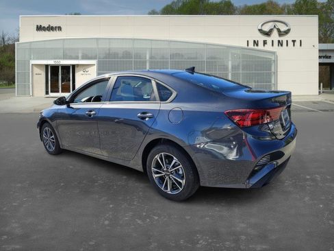 Used 2023 Kia Forte LXS w/ LXS Technology Package image 5