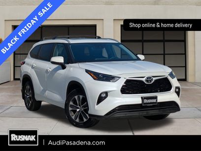 Used 2023 Toyota Highlander XLE