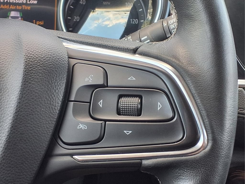 Certified 2023 Buick Encore GX Select w/ Sport Touring Package FWD image 19