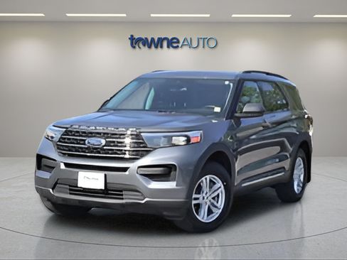 Used 2022 Ford Explorer XLT AWD/4WD image 12
