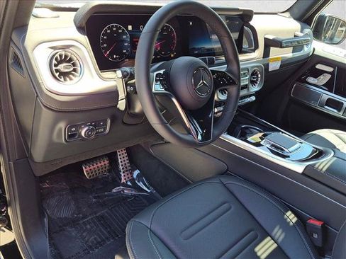Used 2026 Mercedes-Benz G 550 image 10