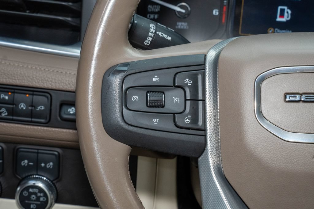 Used 2021 GMC Yukon Denali AWD/4WD image 20