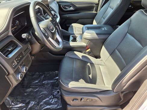 Used 2023 GMC Yukon SLT image 11
