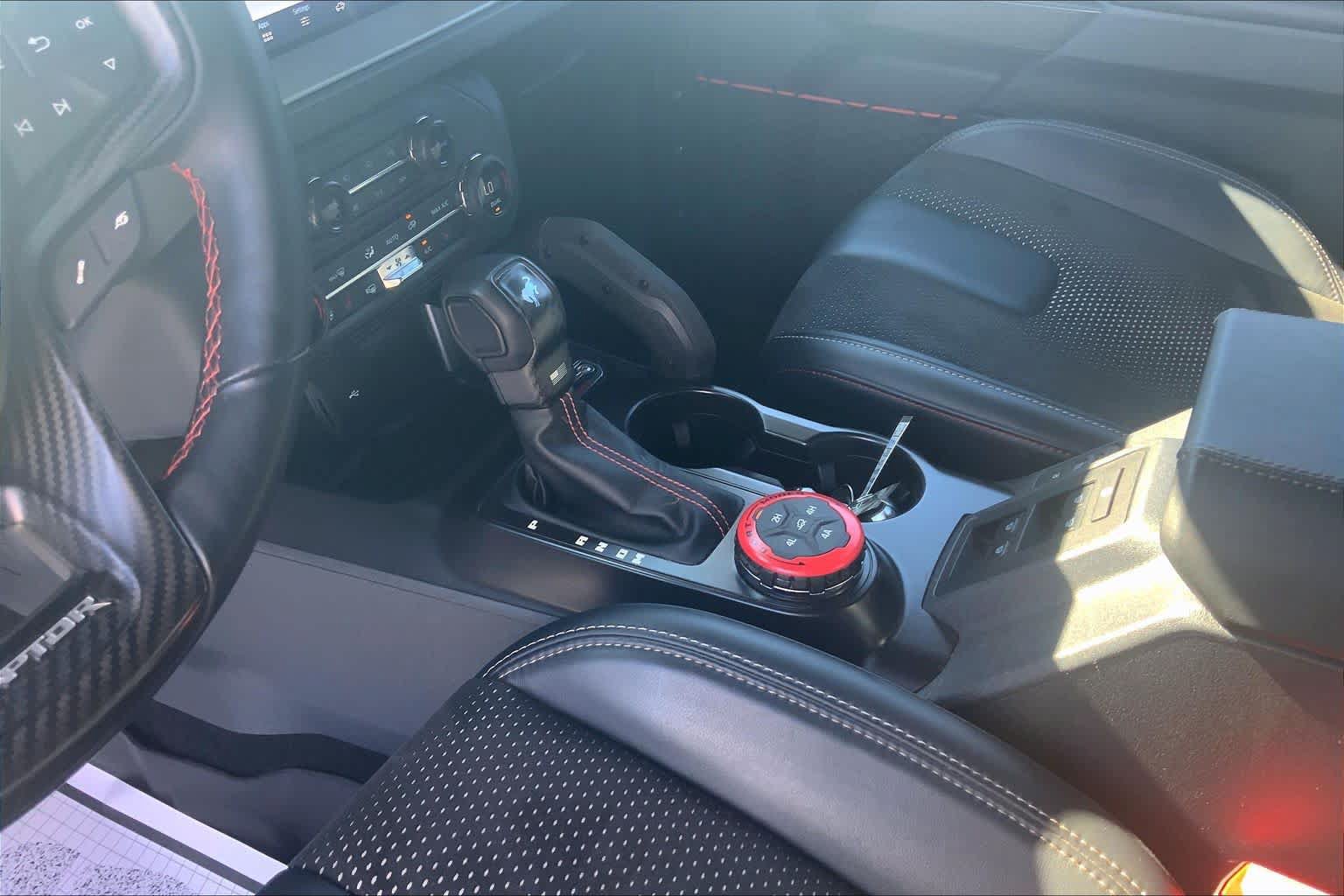 Certified 2024 Ford Bronco Raptor w/ Interior Carbon Fiber Pack 6 AWD/4WD image 17