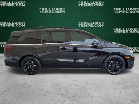 Used 2023 Honda Odyssey Sport image 2