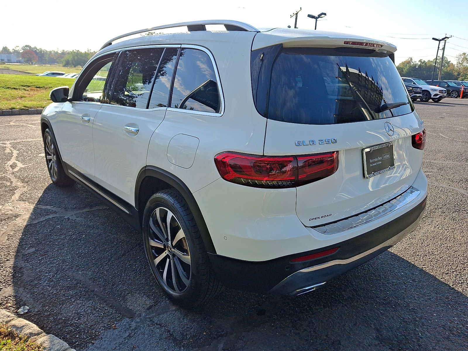 Certified 2022 Mercedes-Benz GLB 250 4MATIC image 4