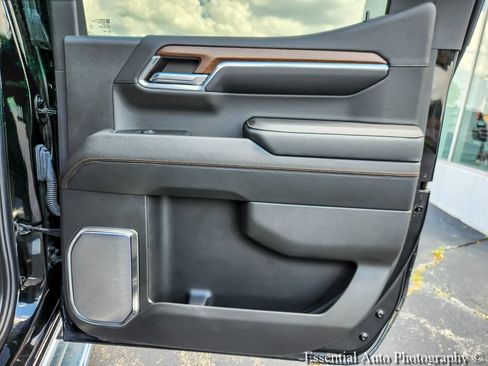 Certified 2023 Chevrolet Silverado 1500 High Country w/ High Country Premium Package AWD/4WD image 20