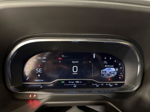 Used 2024 GMC Yukon AT4 image 14