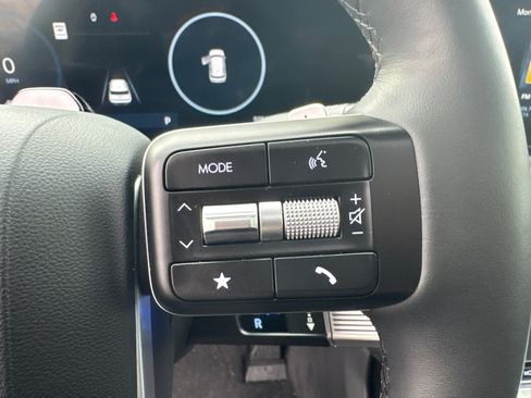 Certified 2025 Hyundai Santa Fe Limited image 26