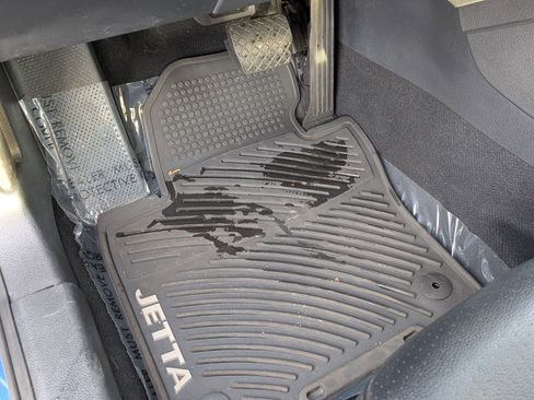 Used 2017 Volkswagen Jetta SEL image 18