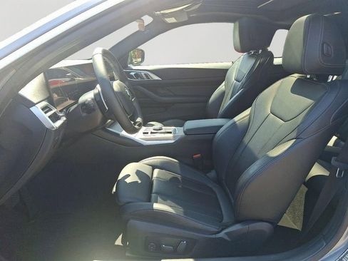 Used 2025 BMW 430i xDrive Coupe w/ Premium Package image 13