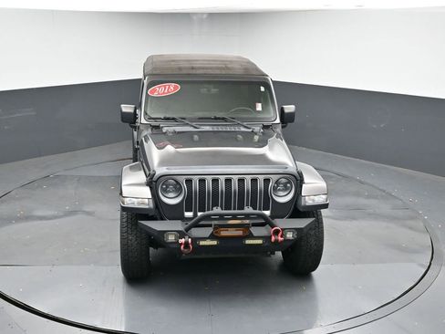 Used 2018 Jeep Wrangler Unlimited Sahara image 42