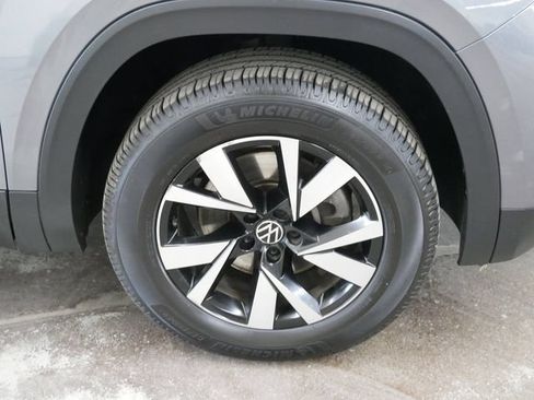 Used 2020 Volkswagen Atlas Cross Sport SE AWD/4WD image 7