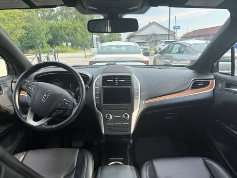 Used 2018 Lincoln MKC Reserve w/ Lincoln MKC Climate Package AWD/4WD image 9