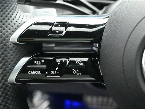 Certified 2026 Mercedes-Benz GLC 300 4MATIC image 11