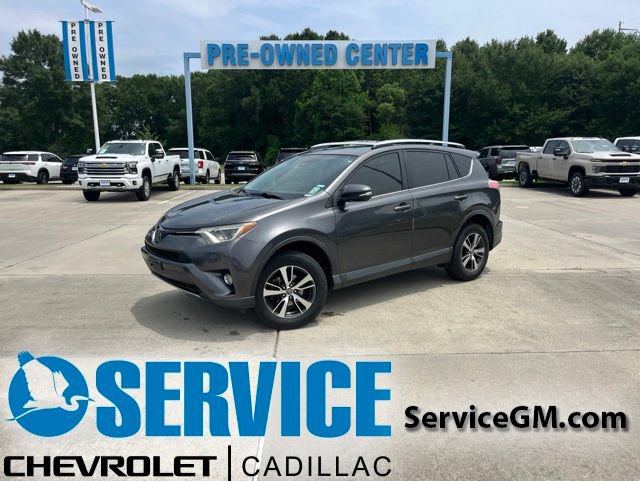Used 2018 Toyota RAV4 XLE FWD image 1