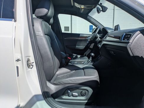 Used 2016 Audi Q3 2.0T Premium Plus w/ Technology Package image 21