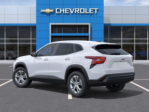 New 2026 Chevrolet Trax LS FWD image 3