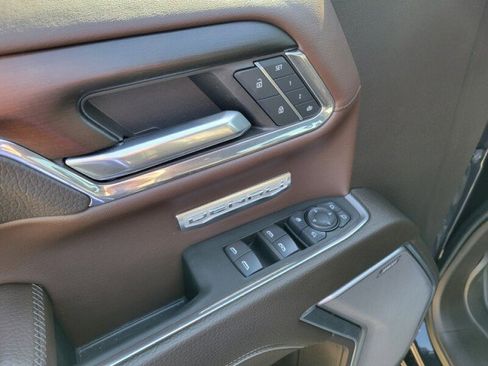 Used 2024 GMC Sierra 1500 Denali w/ Denali Reserve Package image 15