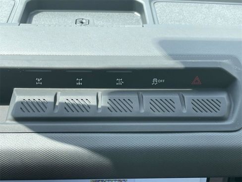 New 2025 Ford Bronco Base w/ Sasquatch Package image 32