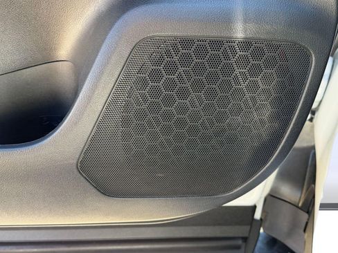 Used 2025 Toyota Grand Highlander AWD image 24