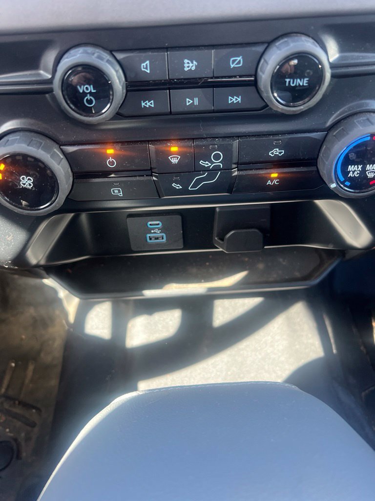 Used 2024 Ford F150 XL AWD/4WD image 3