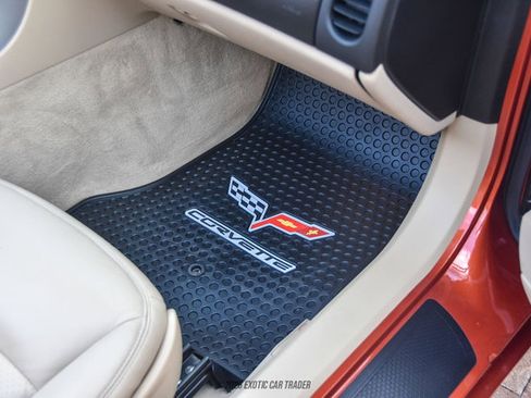 Used 2006 Chevrolet Corvette Convertible w/ Preferred Equipment Group RWD image 44