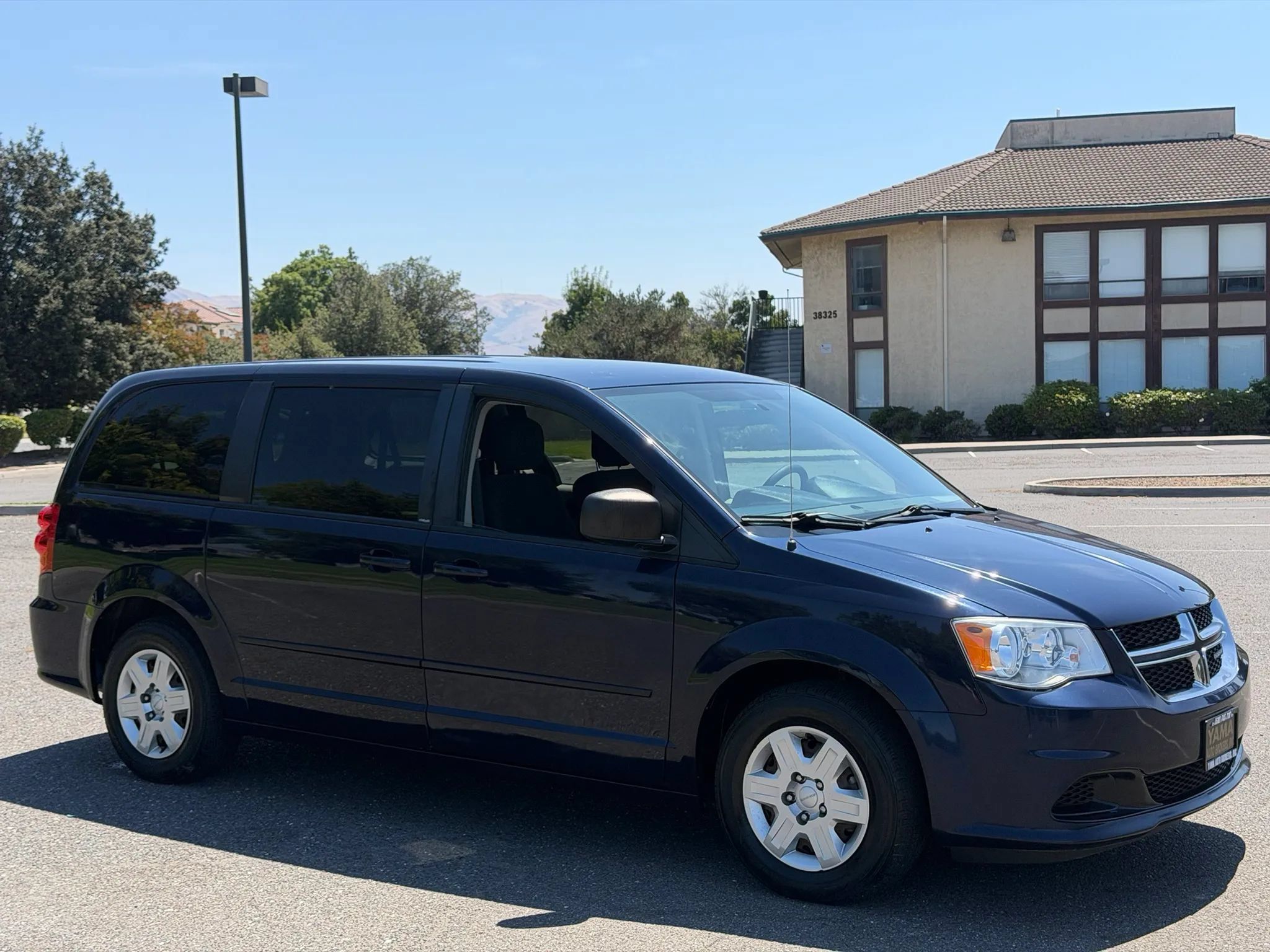 Used 2012 Dodge Grand Caravan SE FWD image 5