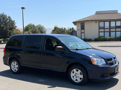 Used 2012 Dodge Grand Caravan SE FWD image 5