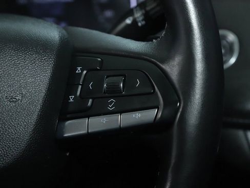 Used 2023 Cadillac XT4 Luxury w/ Cold Weather Package image 24